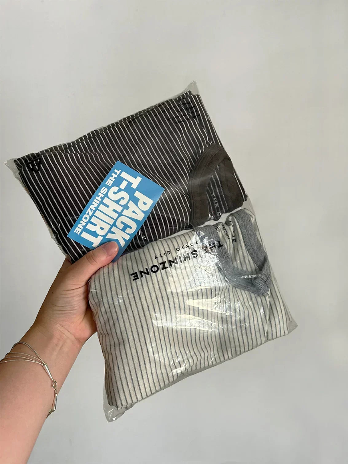 年中無休で着たい、別注PACK TEE