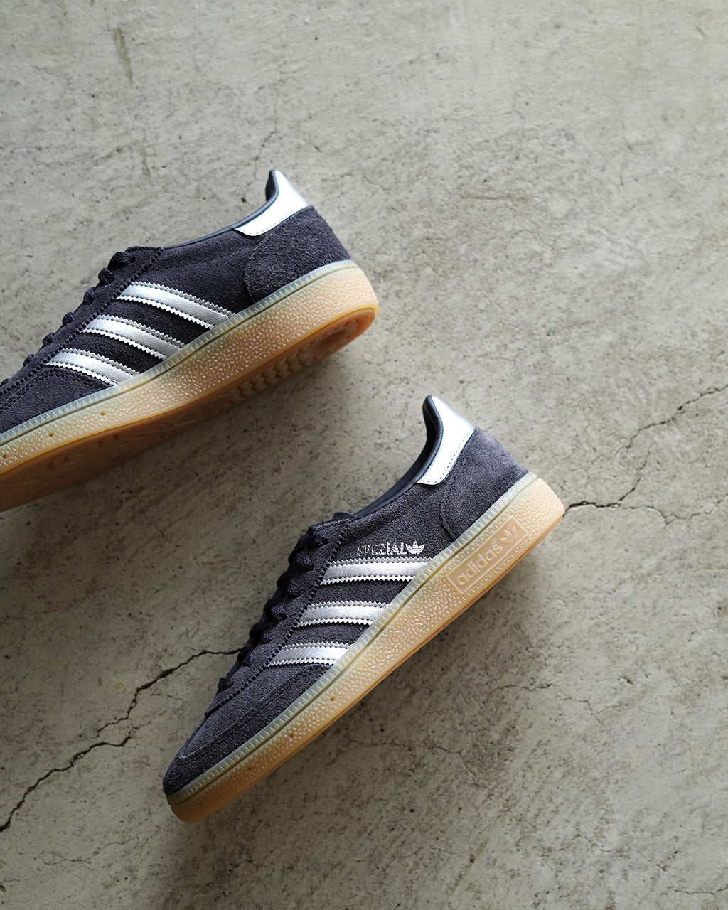 靴 スエードレザー 革 Unisex アディダス オリジナルス/adidas