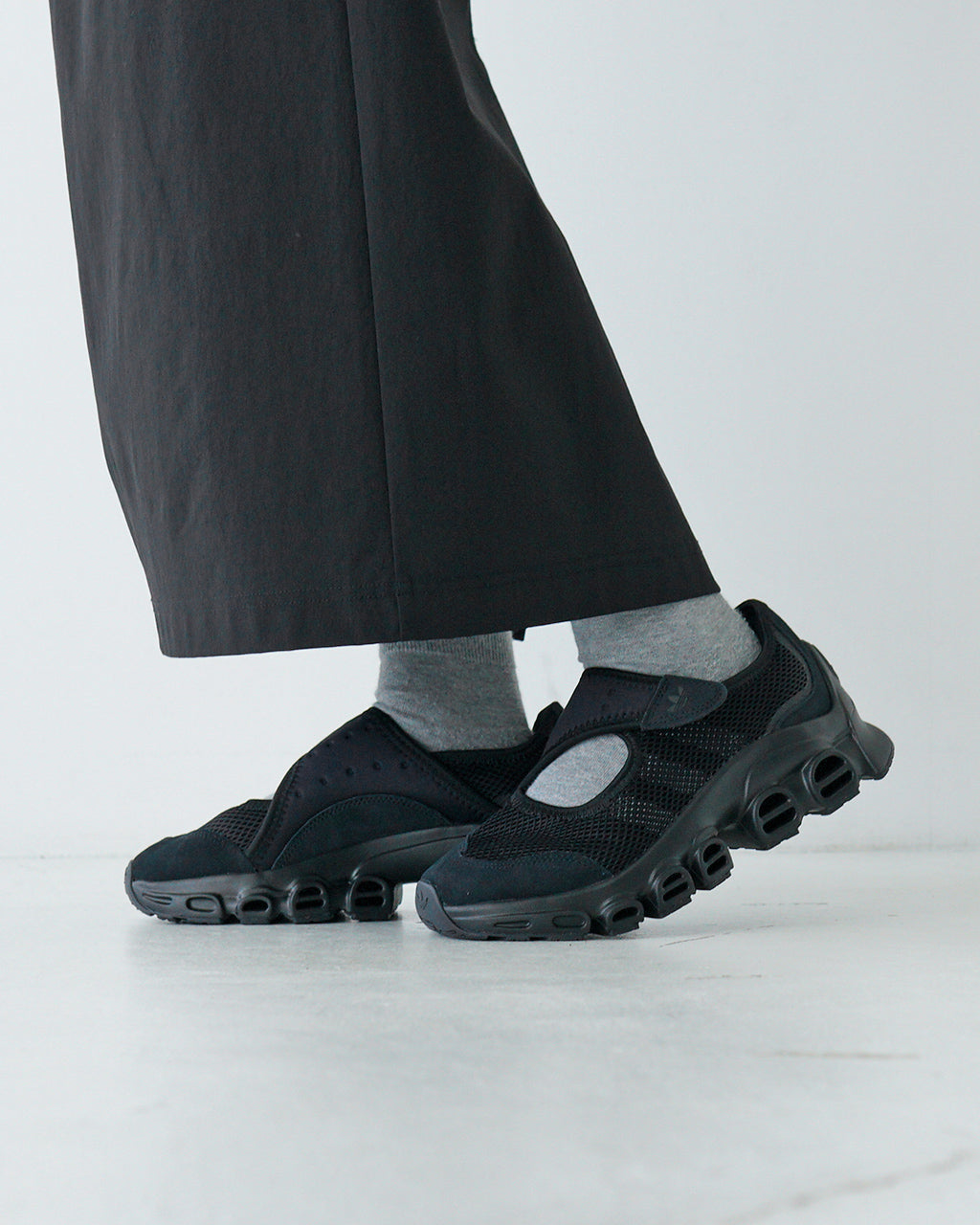 【SALE!20%OFF】ストラップシューズ 面ファスナー メッシュ スニサン 厚底 ADIFOM MEGAJANE W JI2416 JH7556