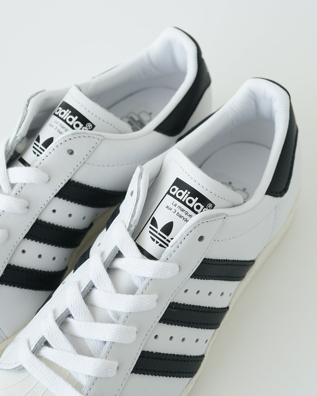 【SALE!30%OFF】スーパースター 82 スニーカー SUPERSTAR 82 ローカット レースアップ シューズ 靴 NKT57 JI2025 JI2026