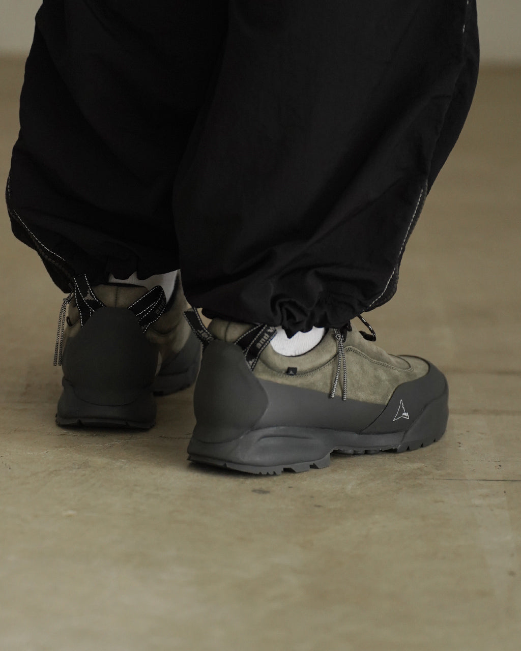 ROA × and wander Cingino 5745288542