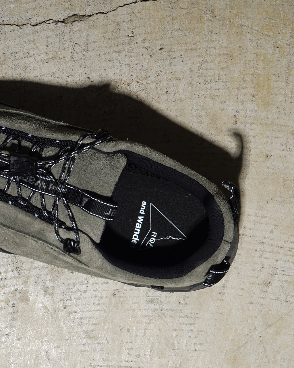 ROA × and wander Cingino 5745288542