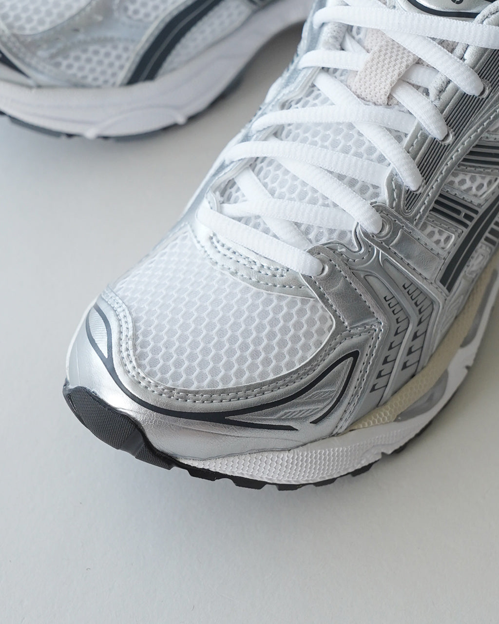 GEL-KAYANO 14 1203A537