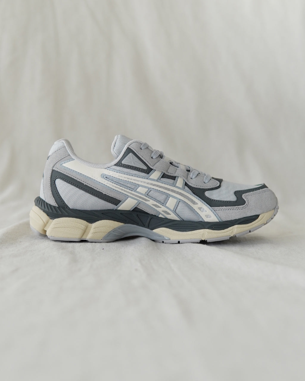 GEL-NYC 2055 1203A755