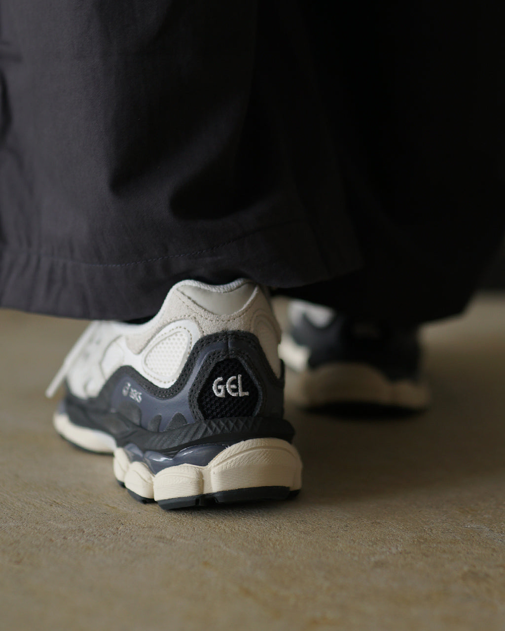 ASICS GEL-NYC 1203A383