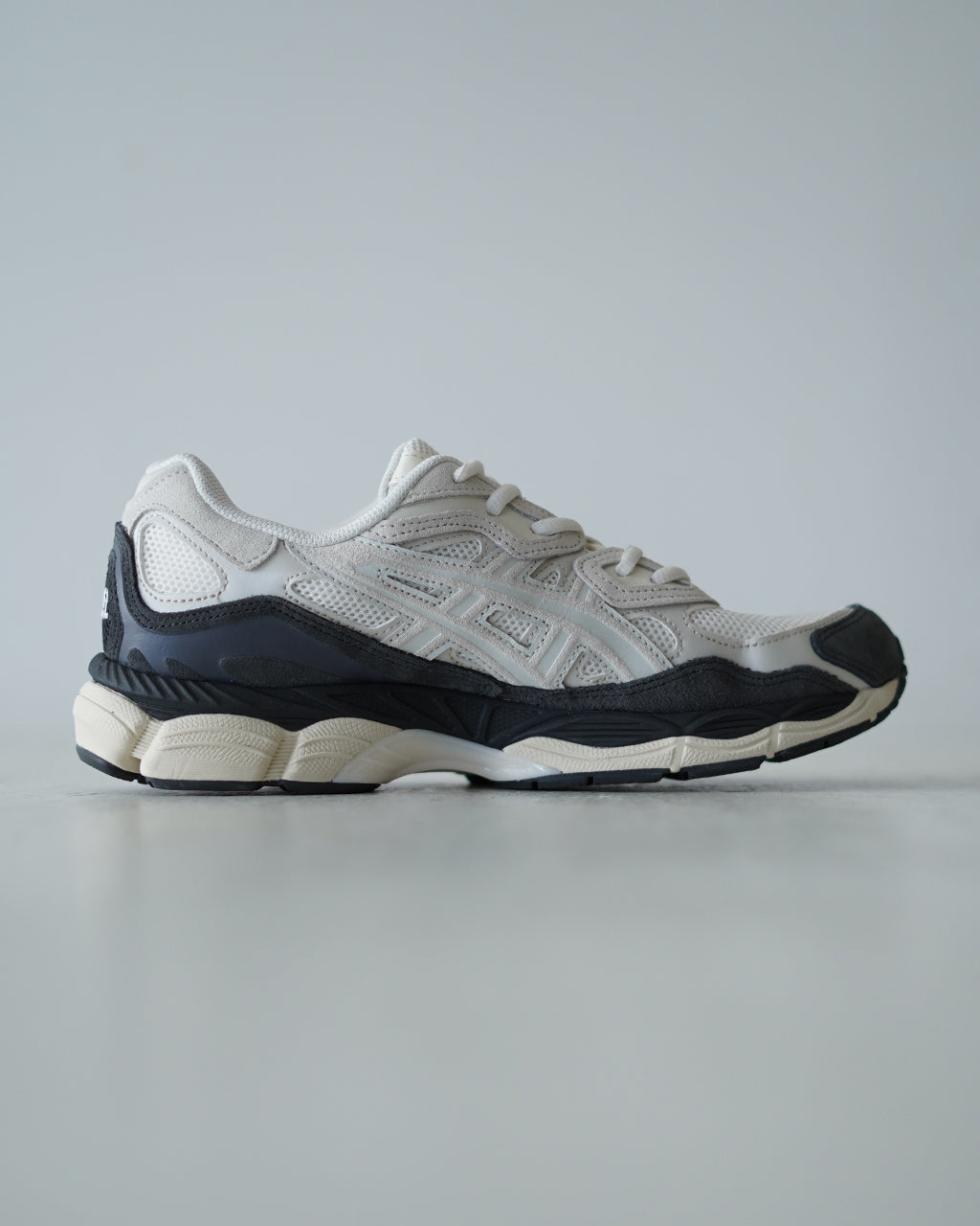 ASICS GEL-NYC 1203A383