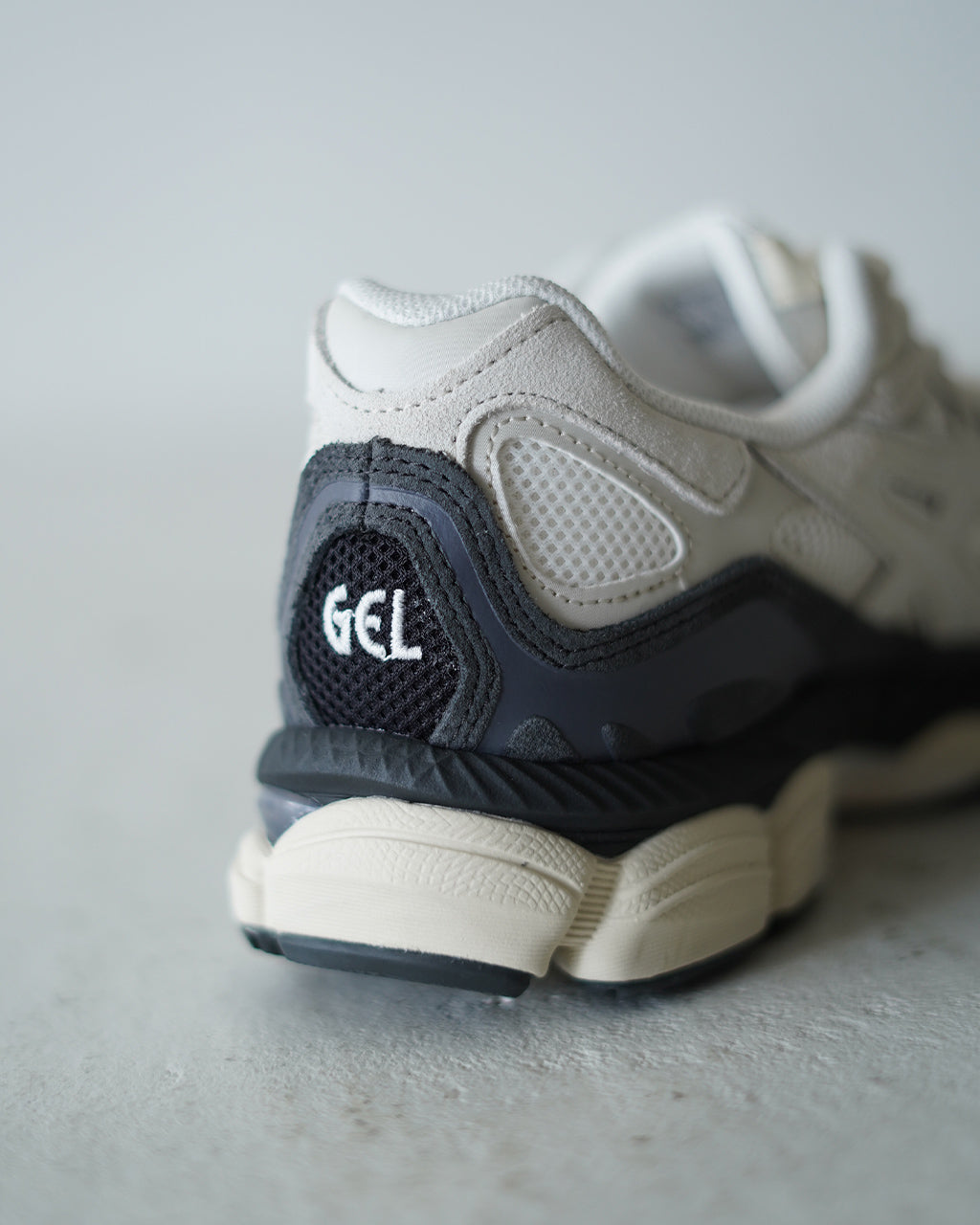 ASICS GEL-NYC 1203A383