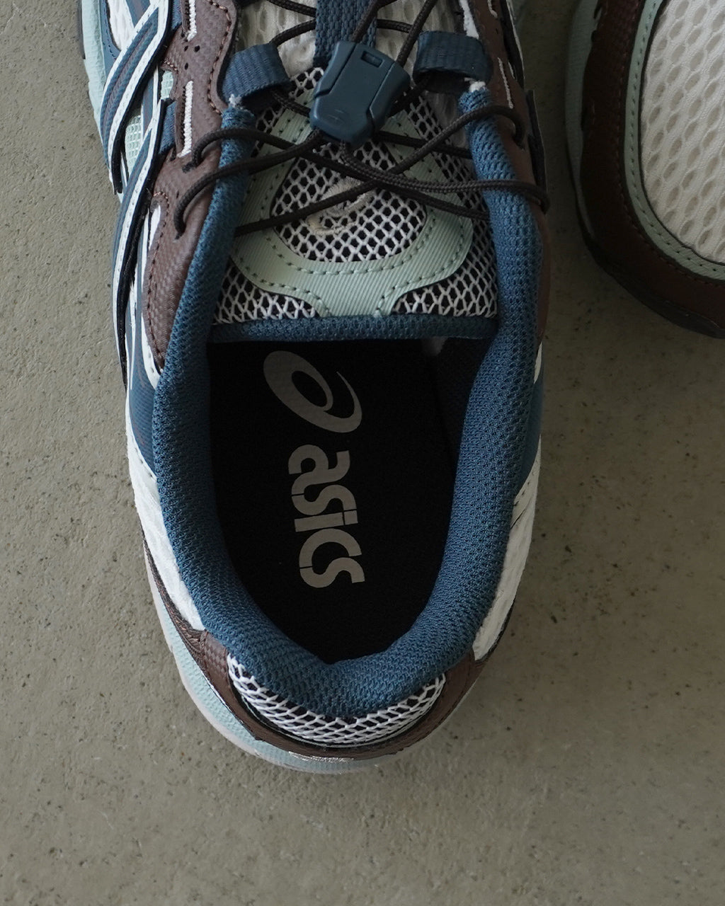 ASICS アシックス GEL-SONOMA TR62 ゲル・ソノマ TR62 クリーム ロー インディゴ | Crouka(クローカ)