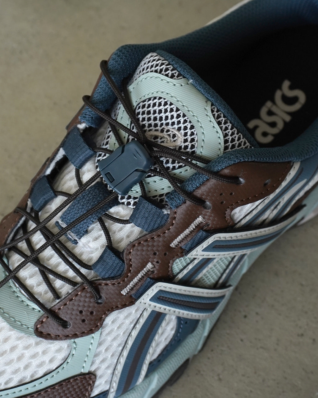 ASICS アシックス GEL-SONOMA TR62 ゲル・ソノマ TR62 クリーム ロー インディゴ | Crouka(クローカ)