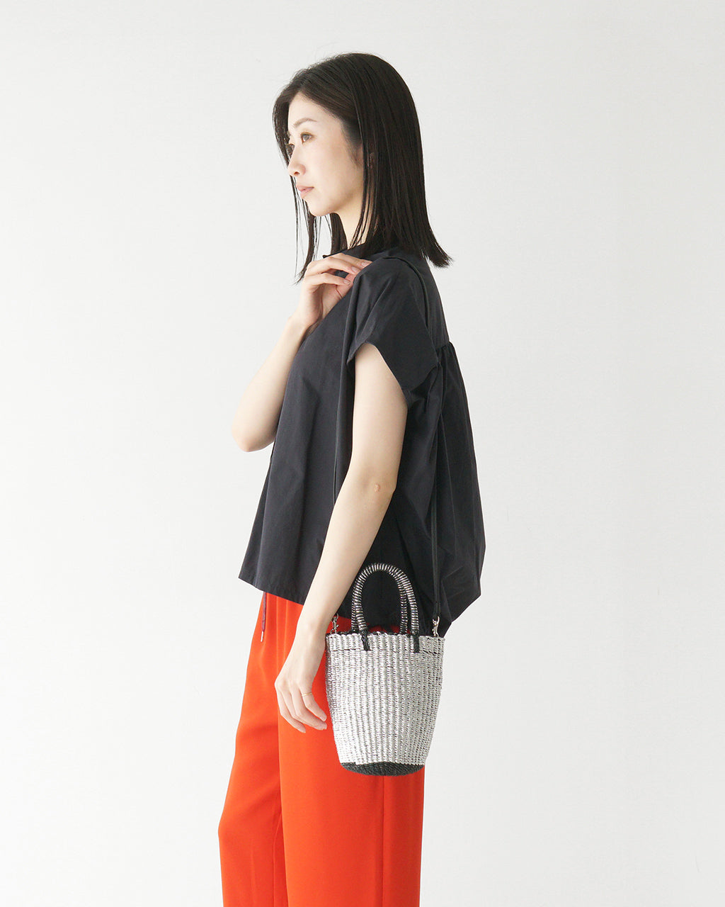 【SALE!30%OFF】The Bagmati ザ バグマティ ハンドバッグ カゴバッグ バイカラー メタリック シルバー ハンドバッグ BBK25-SS13 天然素材 手編み ショルダーバッグ