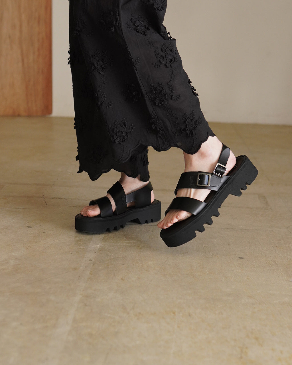 BEAUTIFUL SHOES ビューティフルシューズ S.S. BELT SANDALS (TWEETY SOLE) ベルトサンダル トゥイーティーソール | Crouka(クローカ)