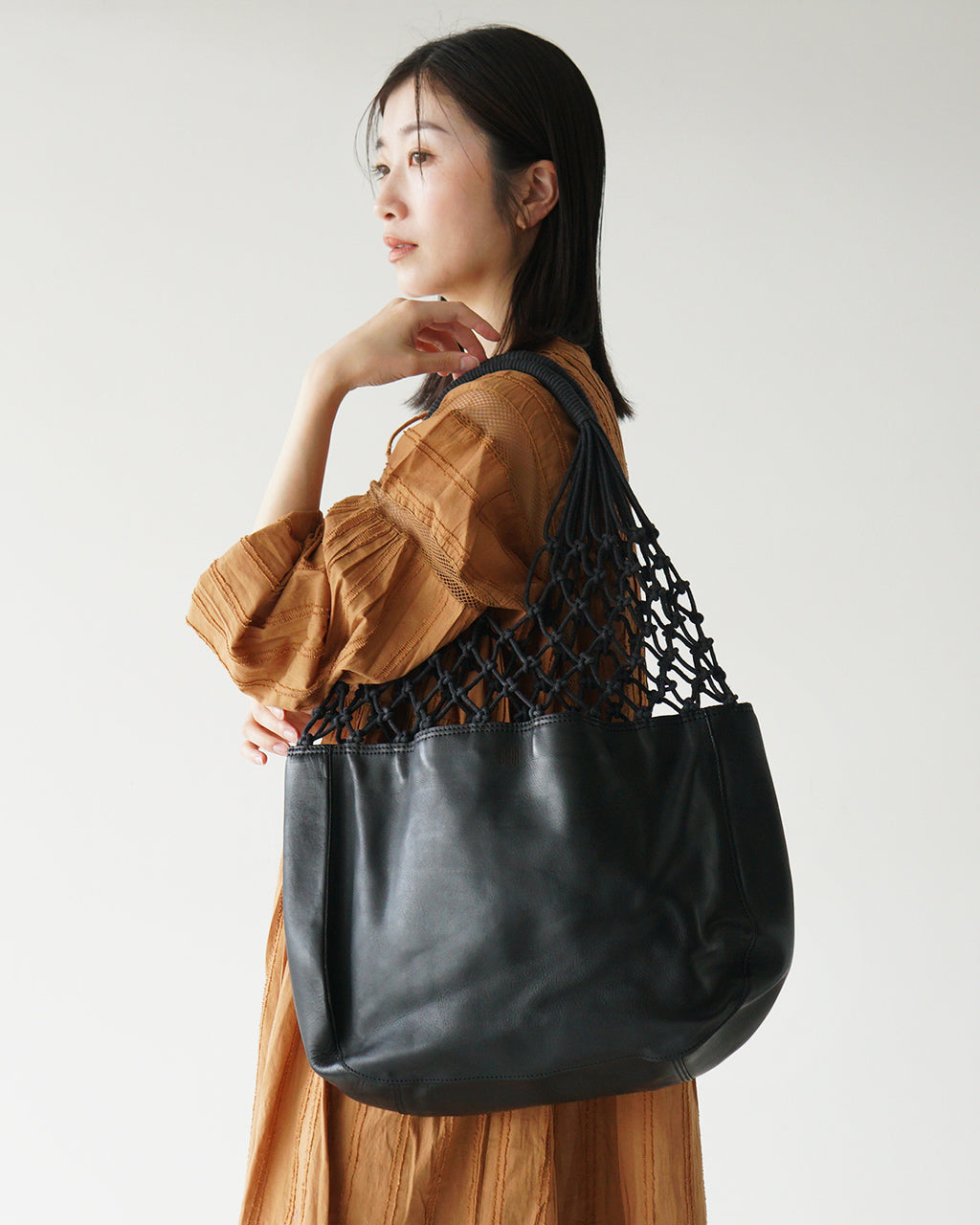 \早得24時間限定ポイント10倍/BIBA ビバ トートバッグ NESBITT カバン レザー ショッピングバッグ 本革 天然皮革 ハンドメイド マクラメ編み トートバッグ BOLSO BIBA NEB1L 【送料無料】