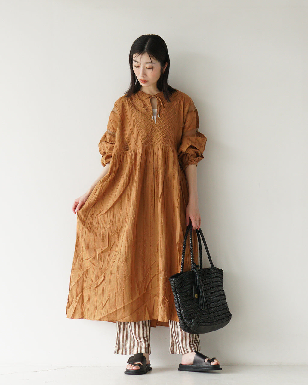 \早得24時間限定ポイント10倍/BIBA ビバ トートバッグ カバン レザー 本革 天然皮革 ハンドメイド カゴバッグ風 軽量 手編み ナチュラル BOLSO BIBA PER1L PERKINS【送料無料】