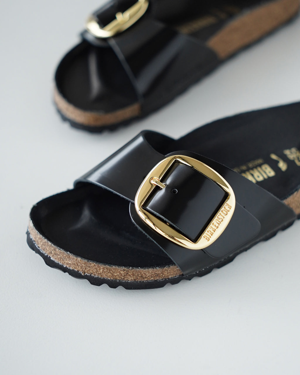 Madrid Big Buckle LENA High Shine 1022650