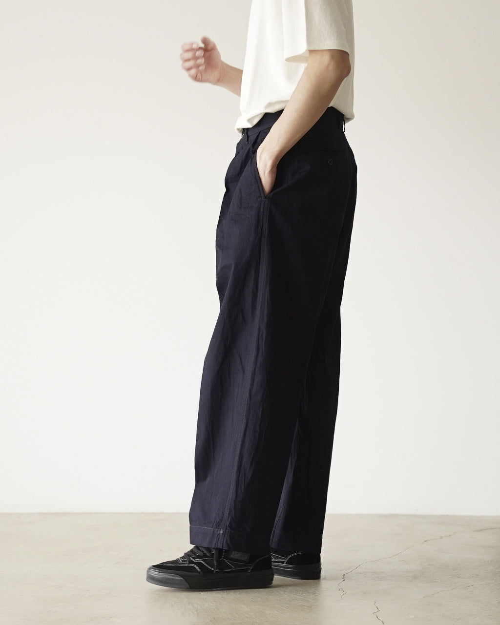 Light oz Denim Military Trousers bROOTS26S6