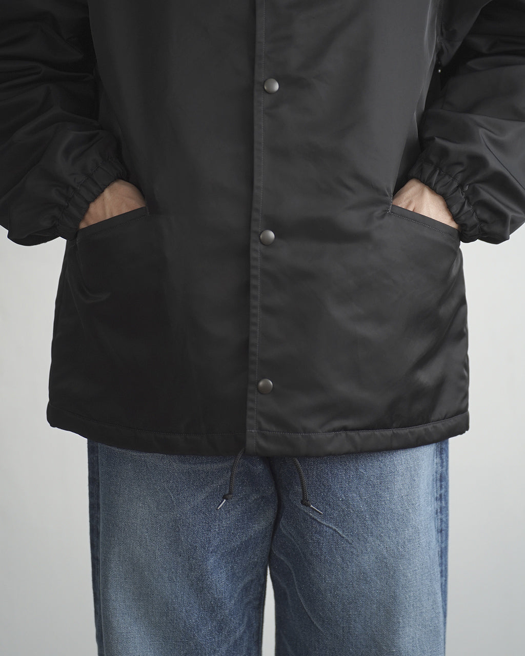 Washed Nylon Coach Jacket FW bROOTS26F10