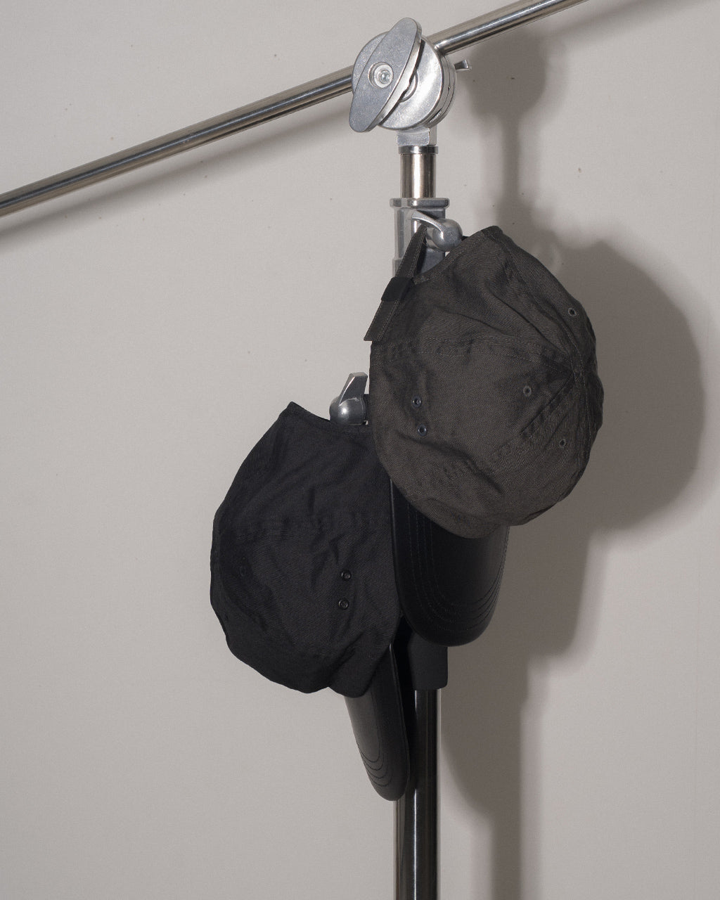 WASH HEAD & LEATHER BRIM CAP NO.301387