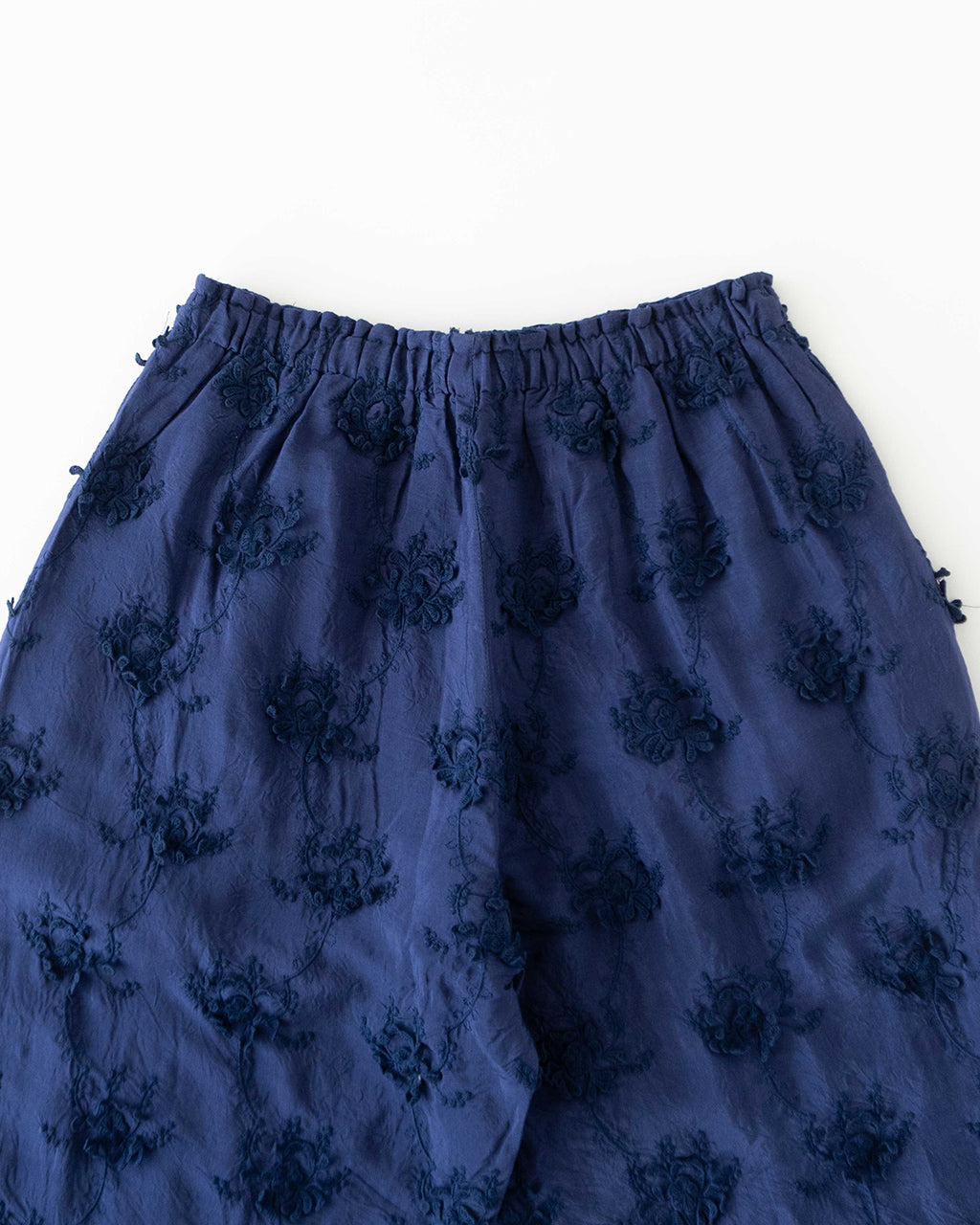 crinkle crinkle crinkle クリンクル クリンクル クリンクル イージーパンツ 3D刺繍 レーヨンシャンタンパンツ 3D embroidery rayon shantung pants CC-3556【送料無料】