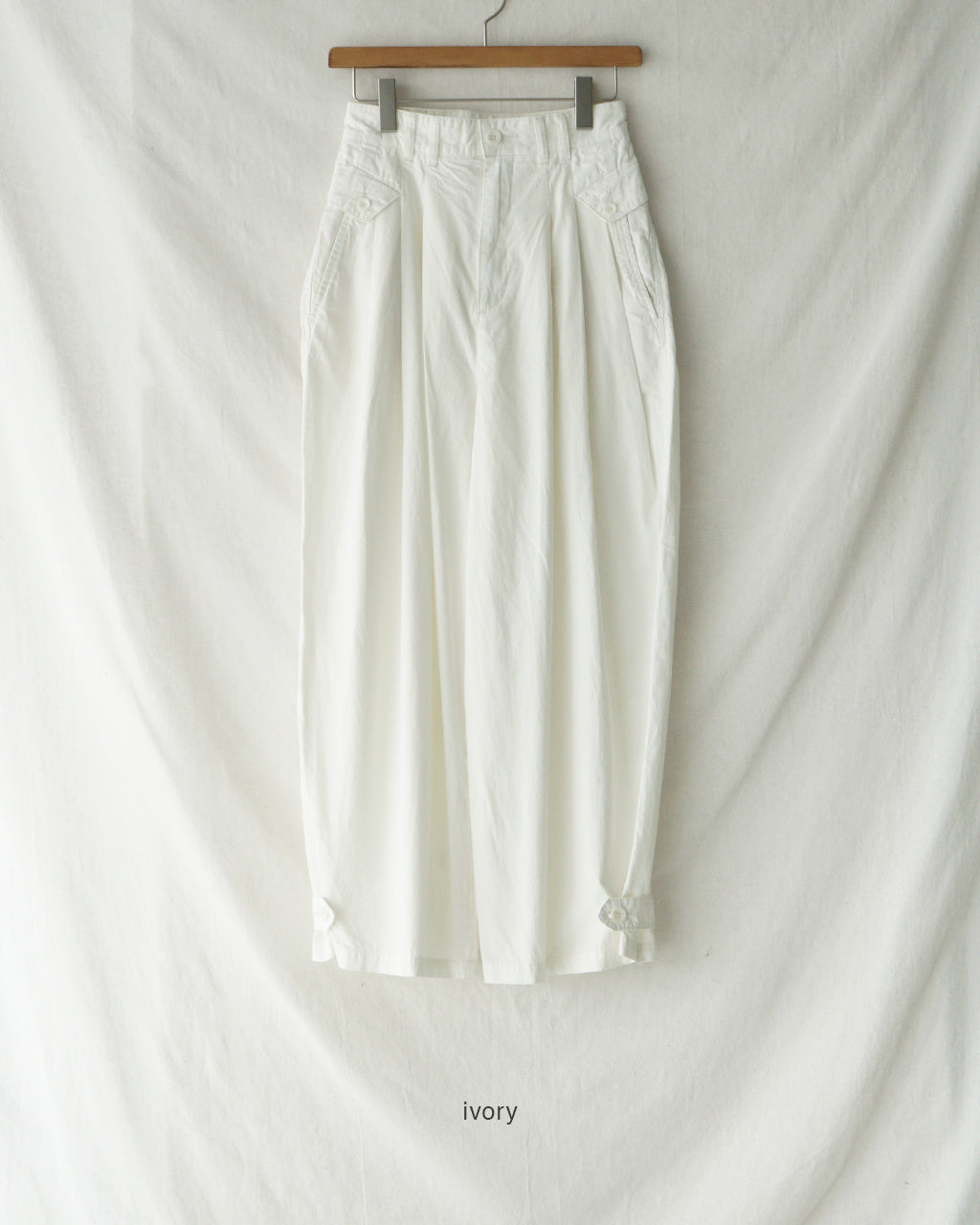 garment dye over tuck pants CC-4529