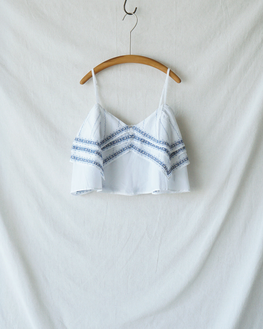 crinkle crinkle crinkle クリンクル クリンクル クリンクル handkerchief camisole ハンカチーフ キャミソール ホワイト | Crouka(クローカ)