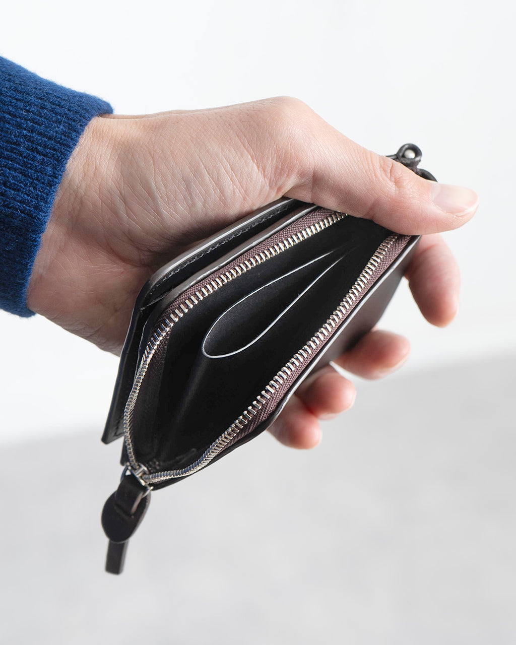 MOLDED MONEY CLIP WALLET B01LHWL-61LS