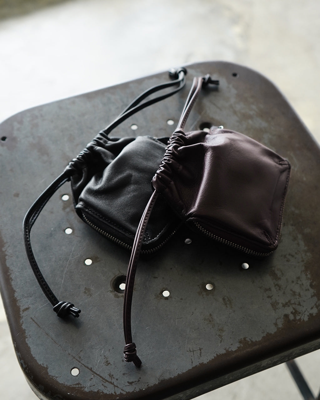 カボ ドローストリング トライフォールド ウォレット drawstring trifold wallet 財布 巾着 B01LHWL-71LD