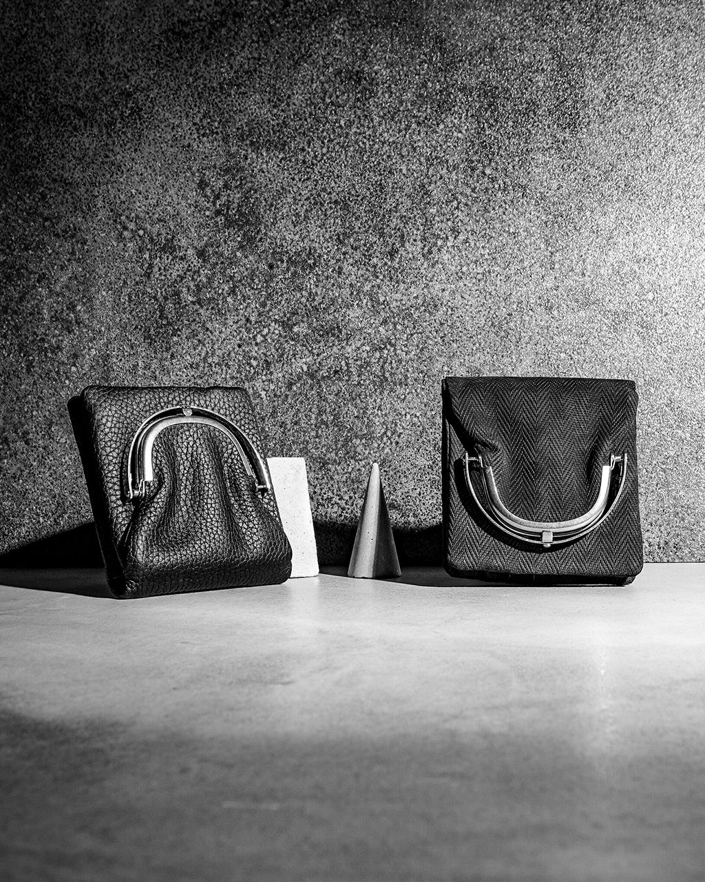 二つ折り 財布 ODD - FRAME HALF WALLET フレーム ハーフ ウォレット がま口 レザー edrob-b01wwl-38a