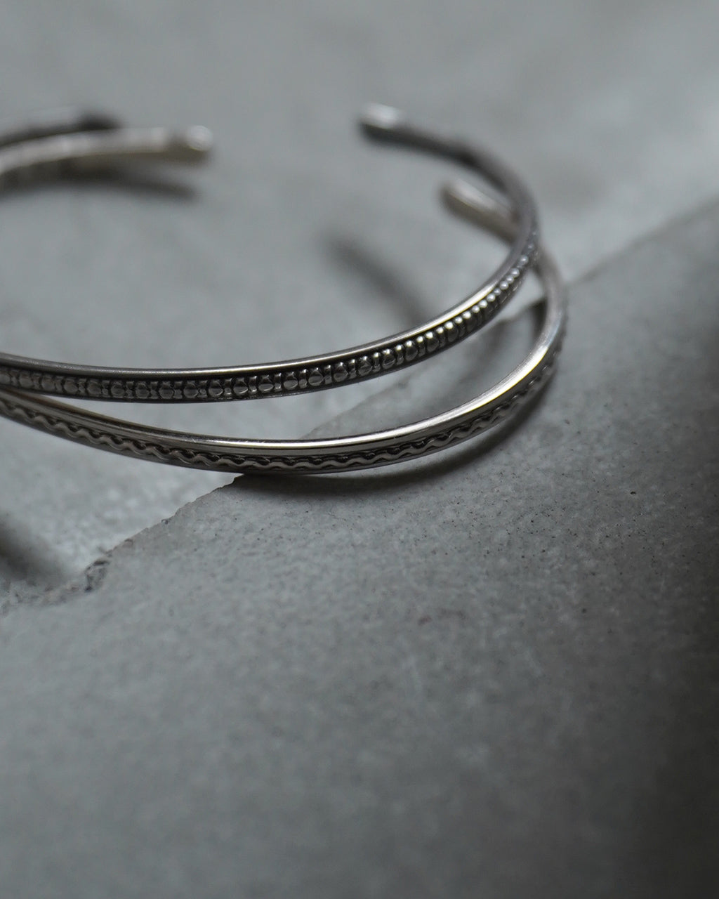 STAMP BANGLE ENB1200063 ENB1200064