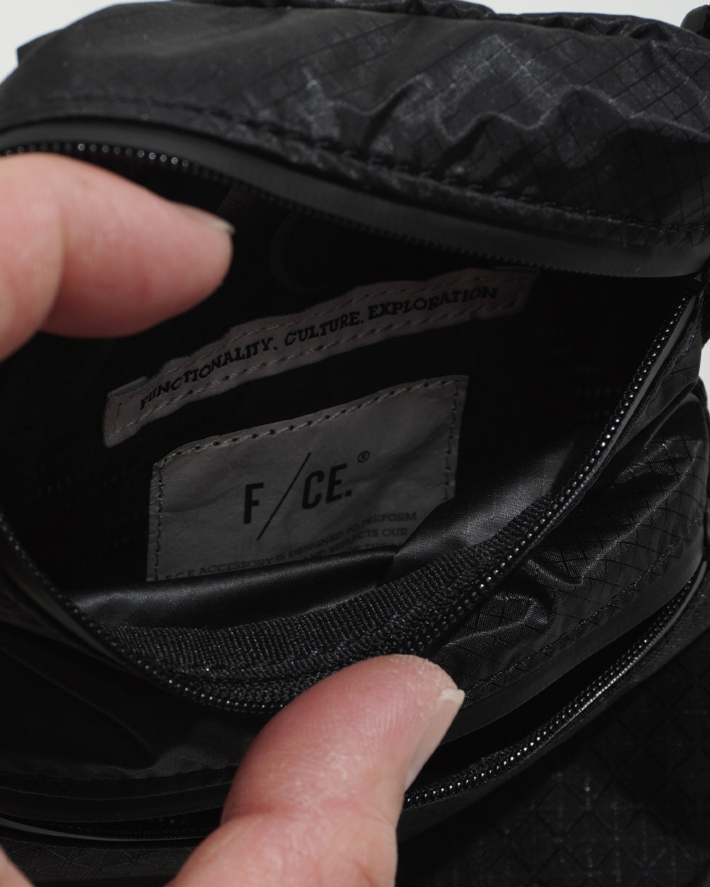 【SALE!30%OFF】縦型 ミニポシェット サコッシュ CORDURA SIL NYLON PORTRAIT コーデュラ シル ナイロン ポートレート ショルダーバッグ 鞄 CORDURA66 FCR34251B0002