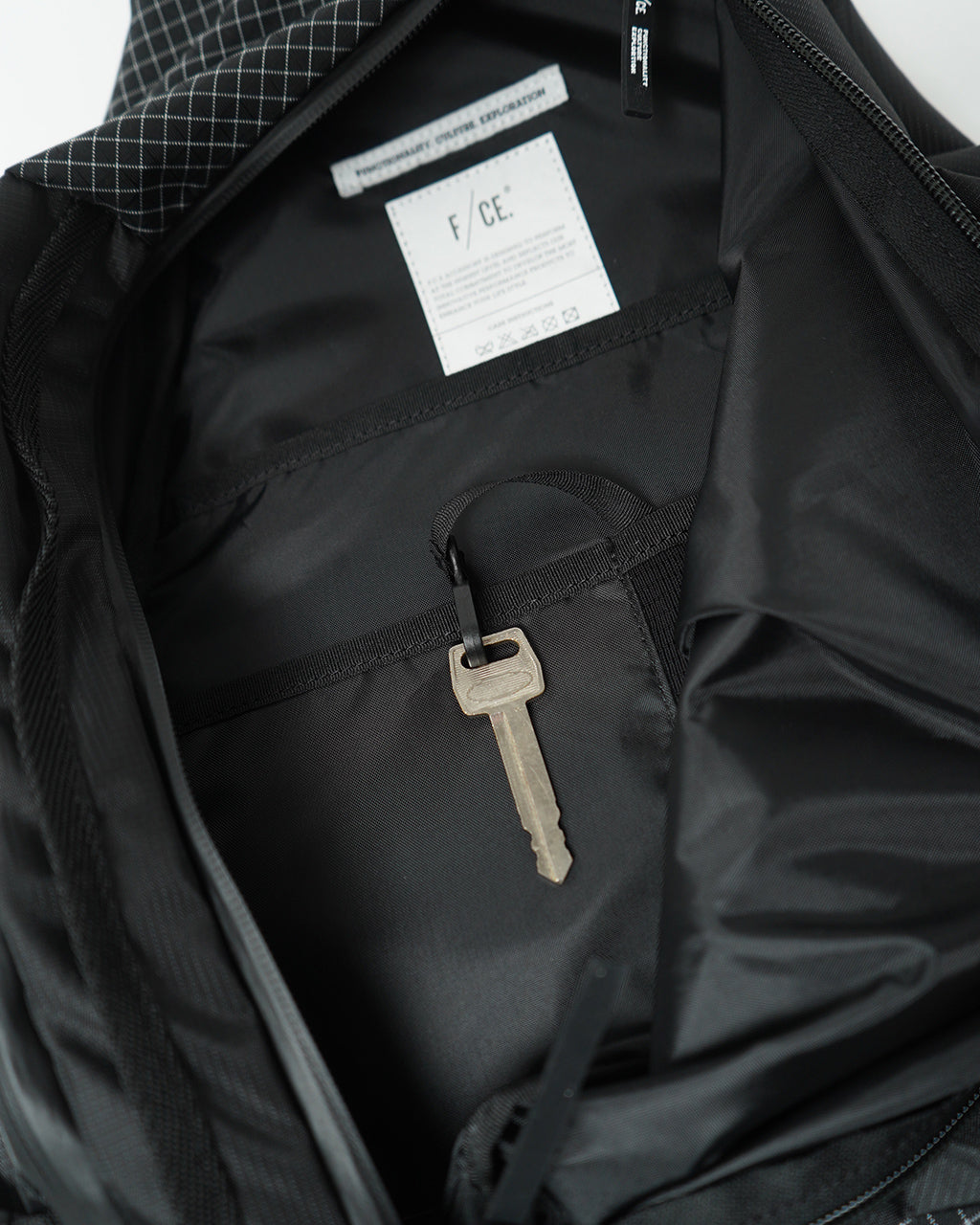 F/CE. エフシーイー 3ポイント スリンガーバッグ 3 POINTS SLINGER BAG ワンショルダーバッグ ボディバッグ FRG36251B0003【送料無料】