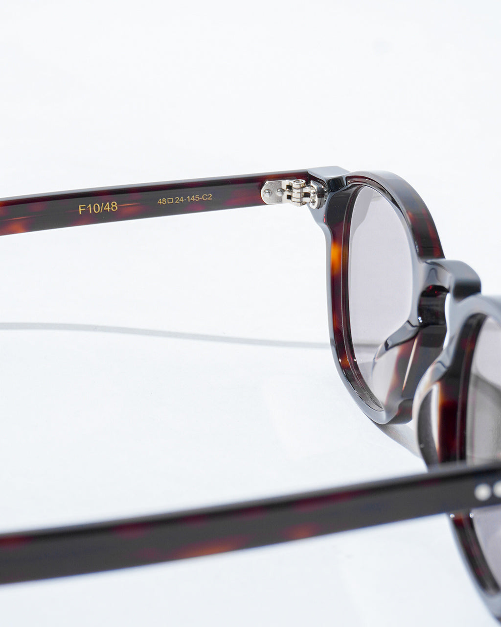 Few by NEW. F10/48 SUNGLASSES WELLINGTON