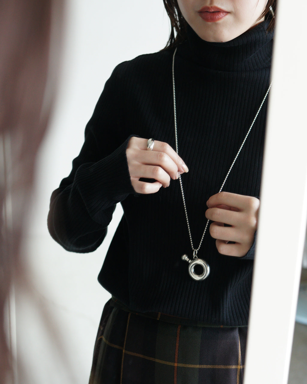 Garden of Eden 가든 오브 에덴 모던 퍼퓸 병 목걸이 modern perfume bottle necklace 실버 925 향수 병 23SS083【쿠폰 대상외】【무료우송】