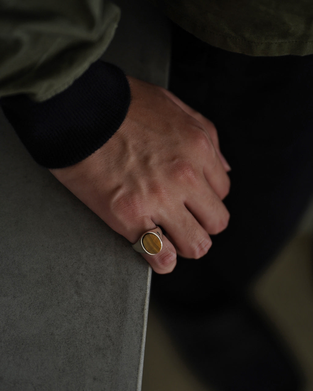 GARDEN OF EDEN Oval signet ring(L)