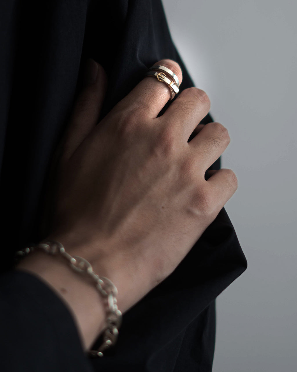 ホース シュー バックル ダブル リング SV&18K HORSE SHOE BUCKLE DOUBLE RING シルバー925 ゴールド 指輪 24AW068