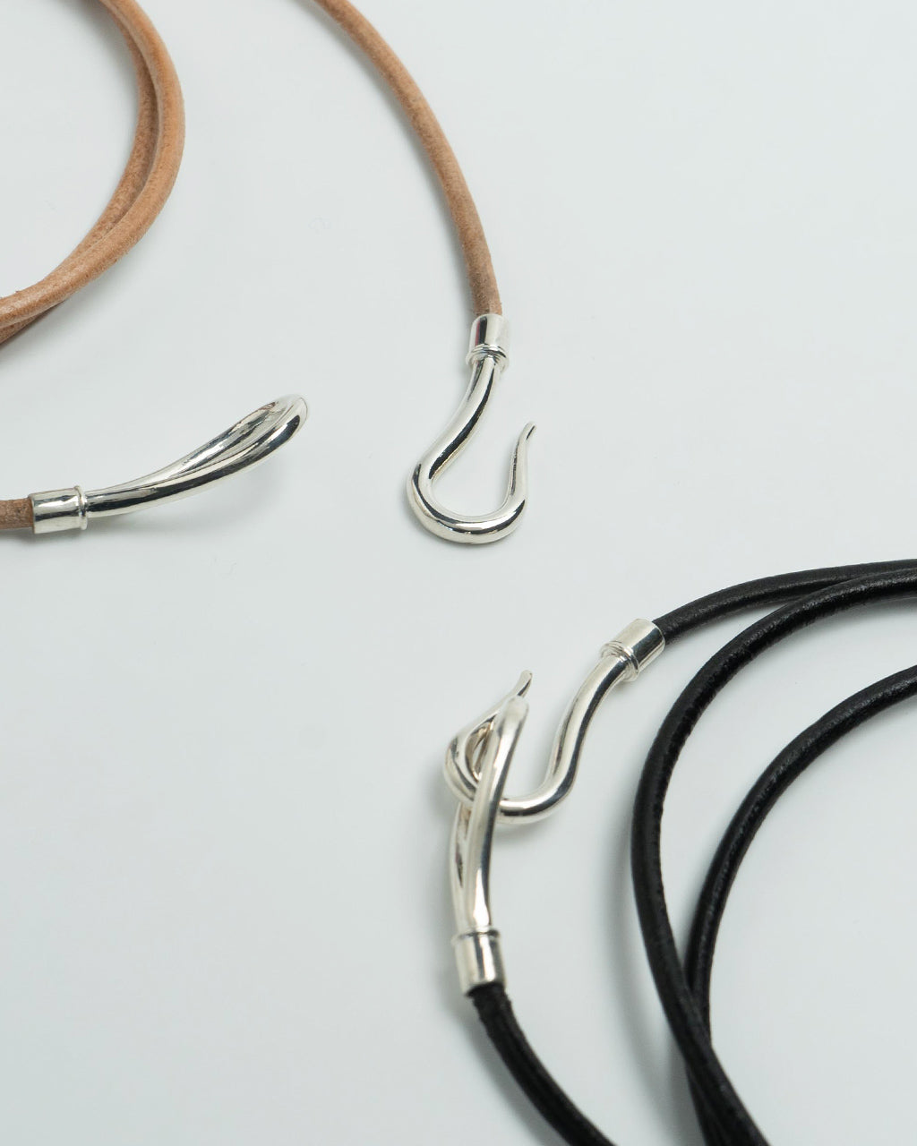 レザー コード フック ブレスレット LEATHER CORD FOOK BRACELET シルバー925 24SS106 24SS107