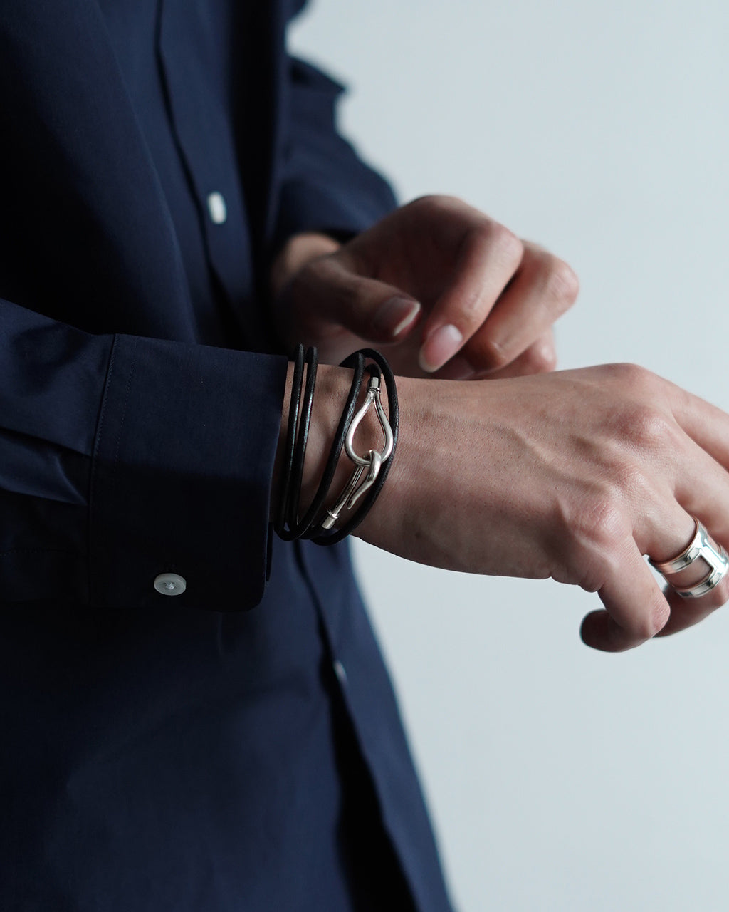 レザー コード フック ブレスレット LEATHER CORD FOOK BRACELET シルバー925 24SS106 24SS107