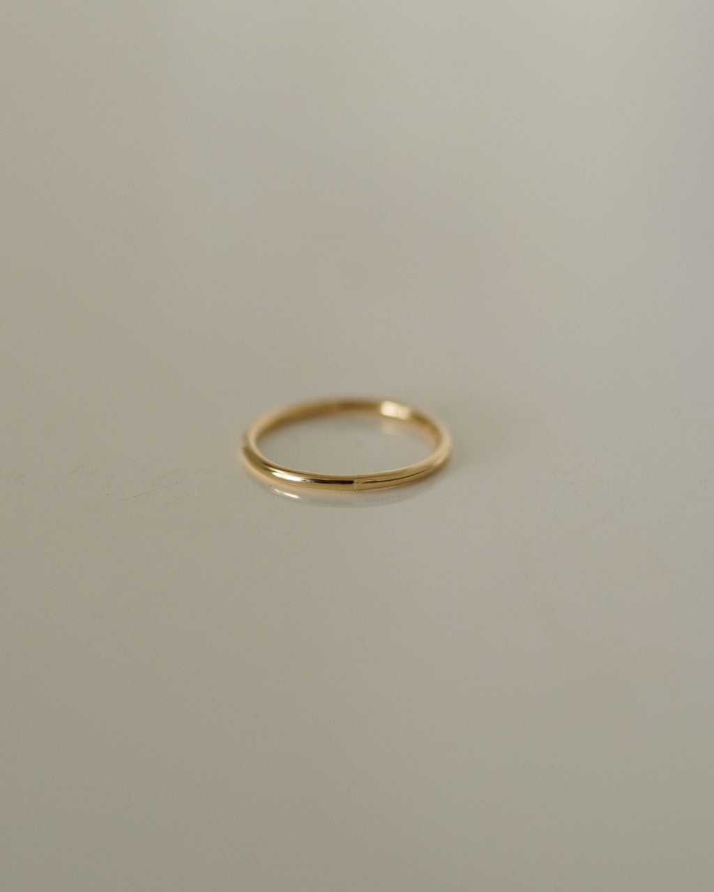 Garden of eden 9K minimal ring (1.5mm) 25SS83