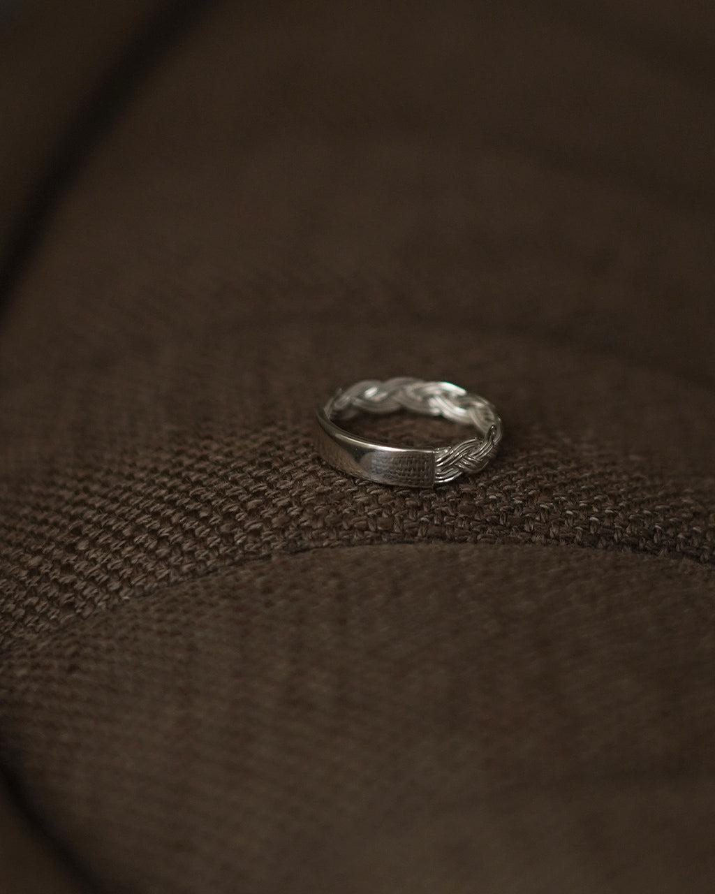 BRAID ID RING (4mm) ED25AW-027