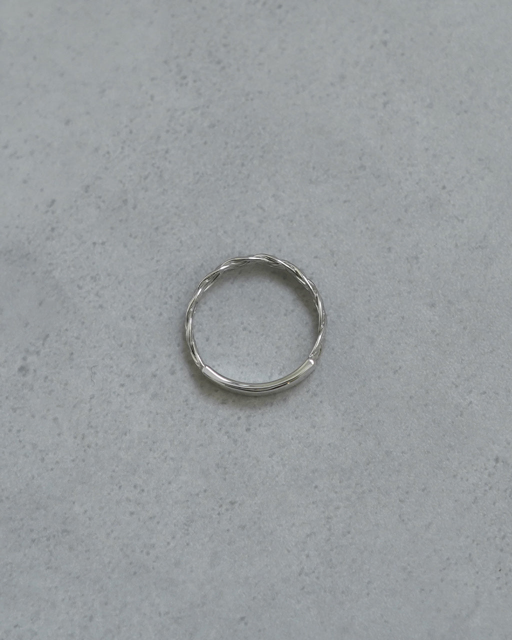 BRAID ID RING (4mm) ED25AW-027