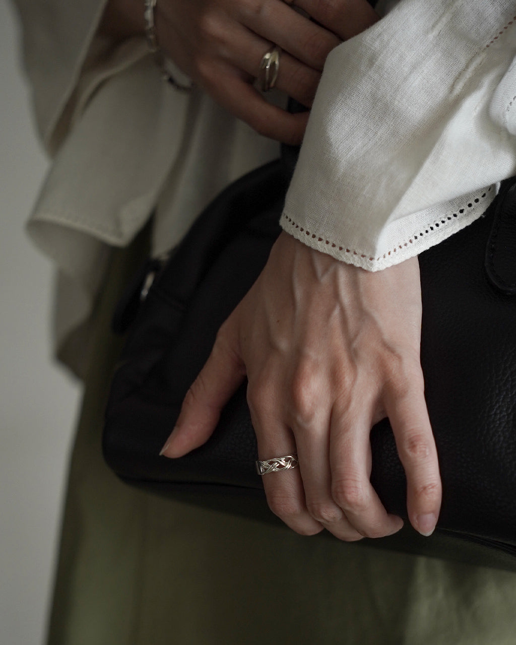| point×10 | INTERLACE ID RING ED25AW-030