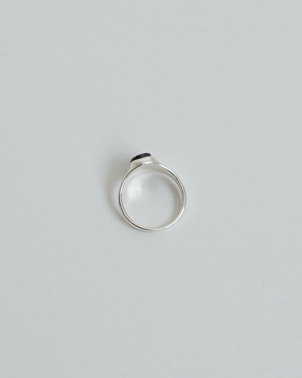 GARDEN OF EDEN Oval signet ring(S)