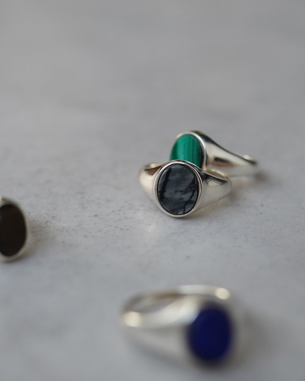 GARDEN OF EDEN Oval signet ring(M)