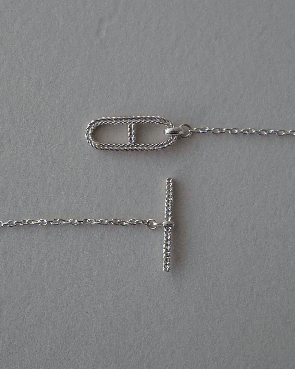CABLE ROPE ANCHOR T-BAR NECKLACE ED26AW-040