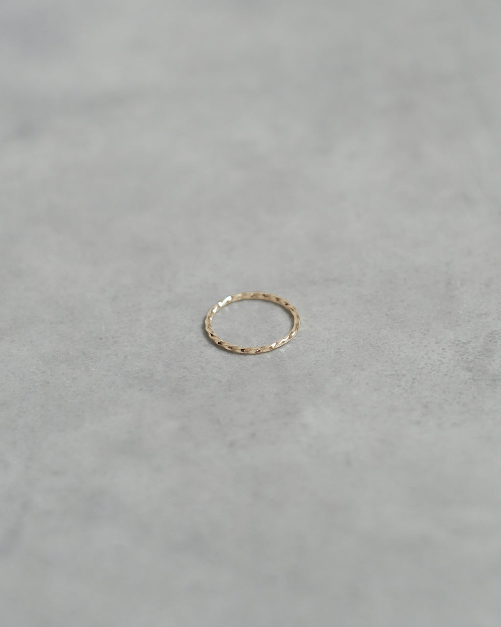 9K HARD TWISTED MINIMAL RING (wide:1.0mm) ED26SS-130