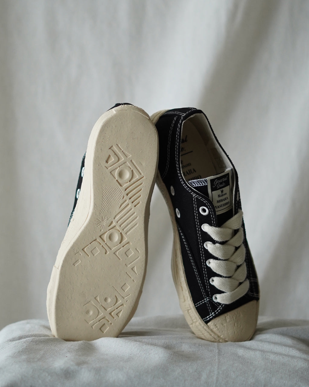 Maison MIHARAYASUHIRO × General Scale. "TRENT" Canvas Low-Top Sneakers S14FW702