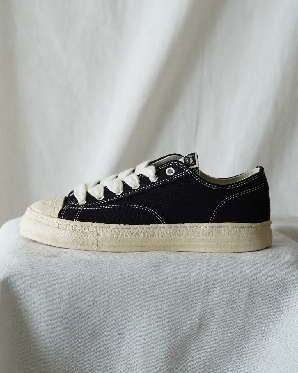 Maison MIHARAYASUHIRO × General Scale. "TRENT" Canvas Low-Top Sneakers S14FW702