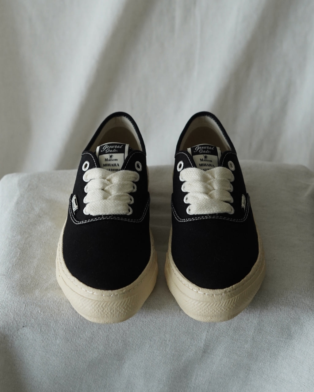 Maison MIHARAYASUHIRO General Scale. "COLORADO" Canvas Low-Top Sneakers S14FW703