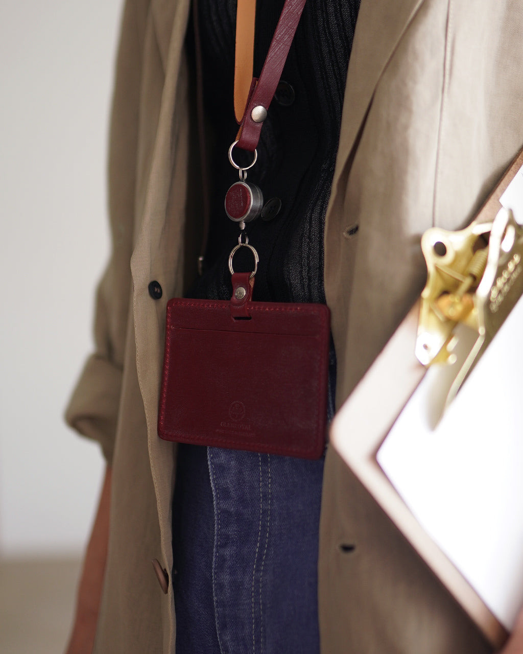 | coupon | ID CARD WITH REEL STRAP 03-6077