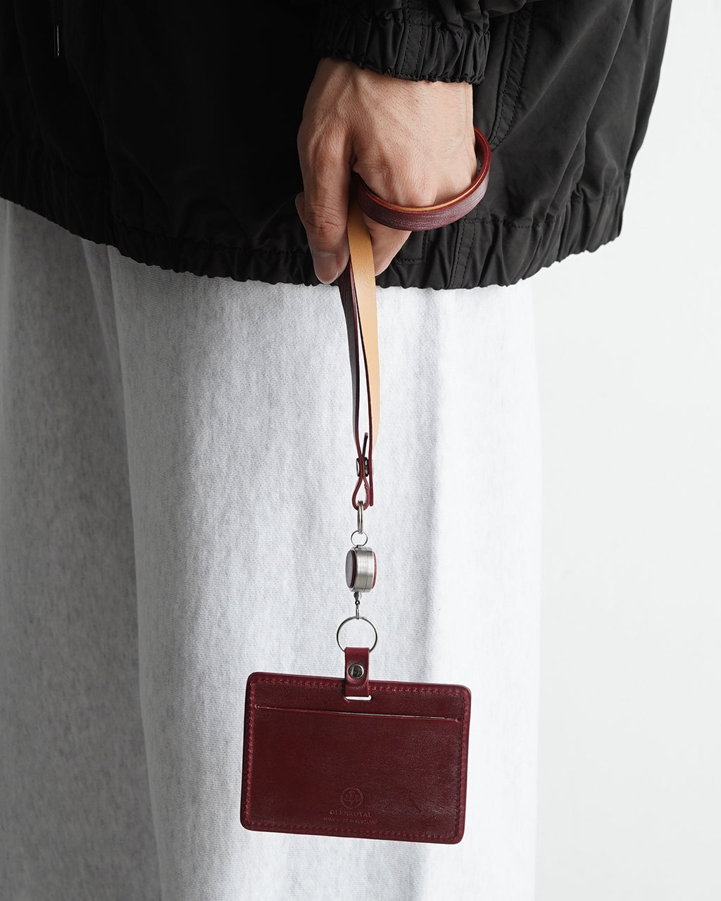 IDケース (リール付) ID CARD WITH REEL STRAP ストラップ付き カードケース 03-6077