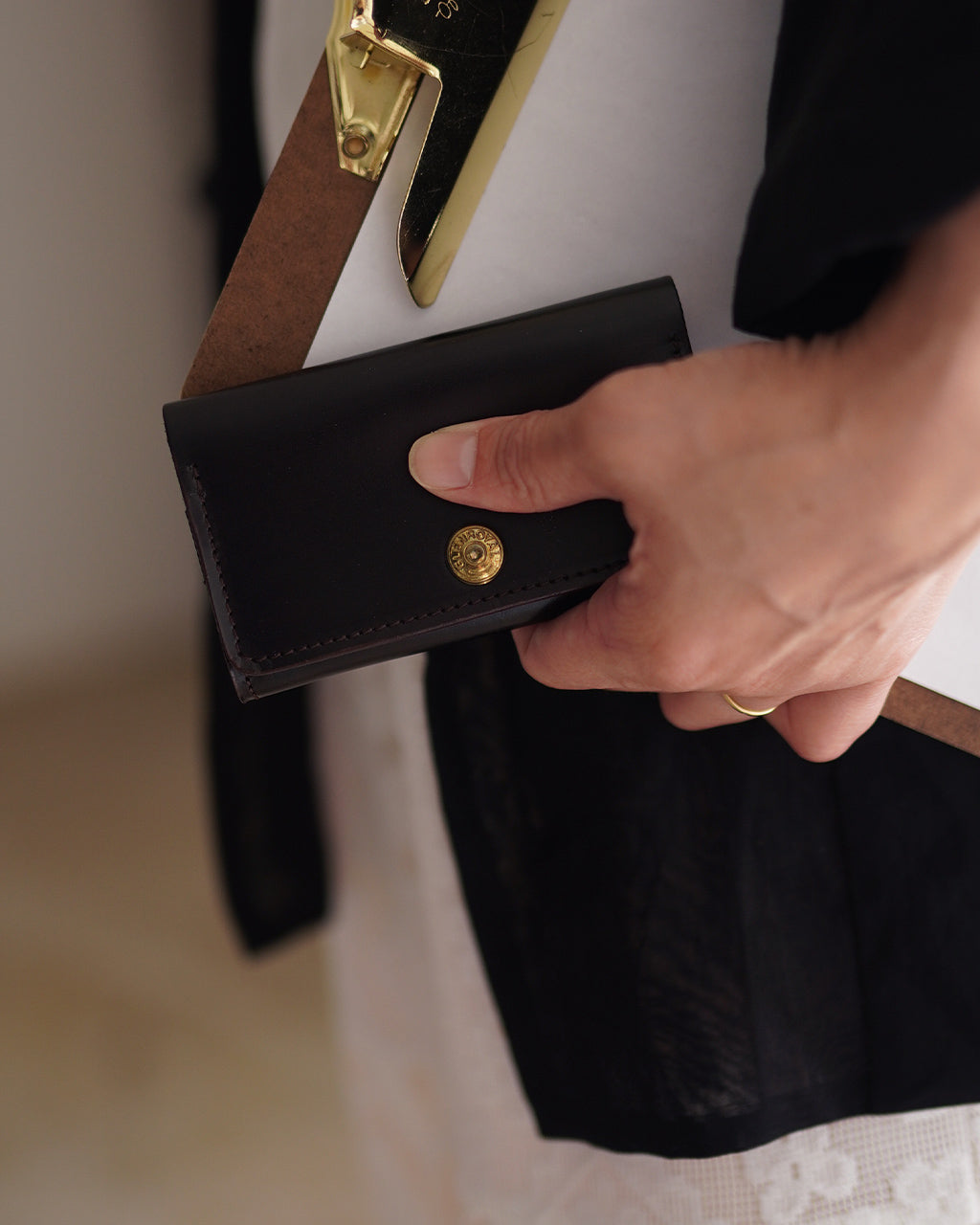 | coupon | BUSINESS CARD HOLDER 03-6131
